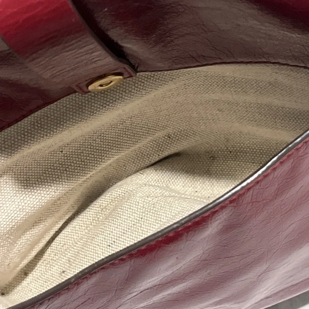 Michael Kors DARRINGTON Large Crackled  Leather Shoulder Bag In Deep Red